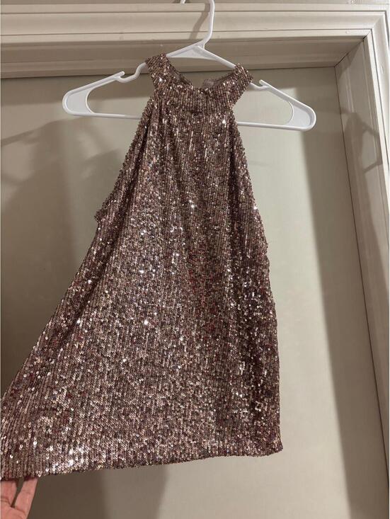 Cable & Gauge Other - Cable & Gauge Sequin Halter Top Womens Small Gold Sparkle
